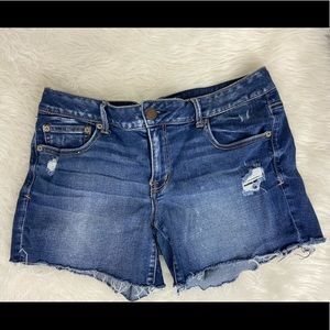 American Eagle denim jean shorts 4.5" inseam